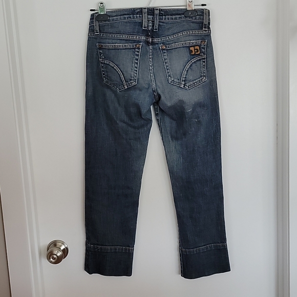 JOE'S SOCIALITE KICKER CAPRIS - Picture 3 of 12